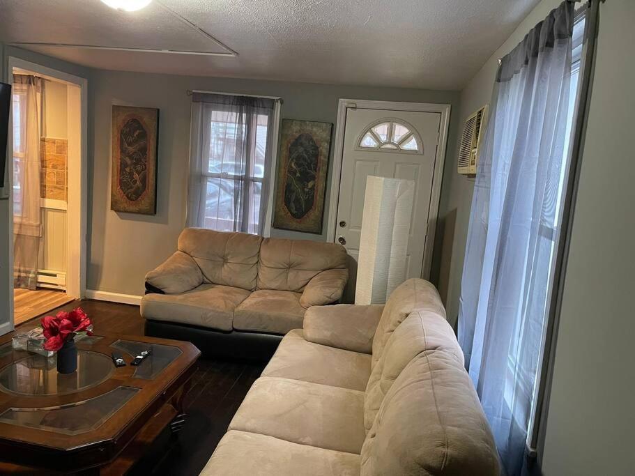 Comfortable Home Away From Home East Hartford Εξωτερικό φωτογραφία